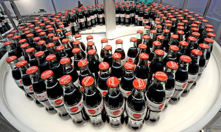 Coca-Cola zvýšila zisk o téměř 20 procent na 3,1 miliardy USD 