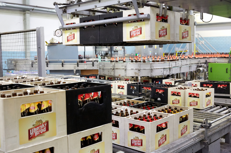 Pivovaru Uherský Brod loni klesly tržby, firma plánuje automatizaci výroby