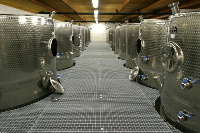 Vinaři z Lechovic dodají na trh přes milion lahví vín