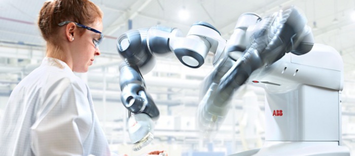 ABB představila YuMi, prvního robota na světě, který dokáže skutečně spolupracovat s člověkem