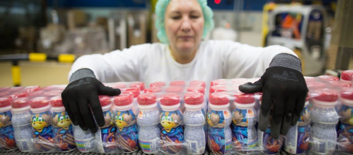 Zisk výrobce jogurtů na světě Danone loni stoupl o 14,6 procenta