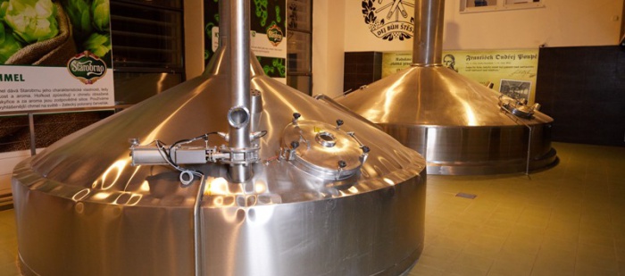 Nizozemský pivovar Heineken loni zvýšil tržby i zisk