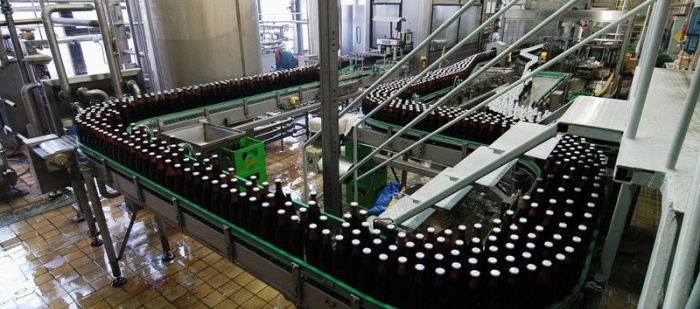 Produkce pivovarů klesla o 40 procent, svaz chce přímé náhrady škody