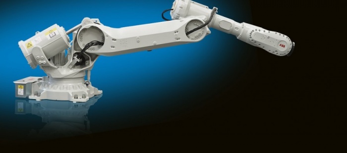 ABB představuje 7. generaci velkých průmyslových robotů