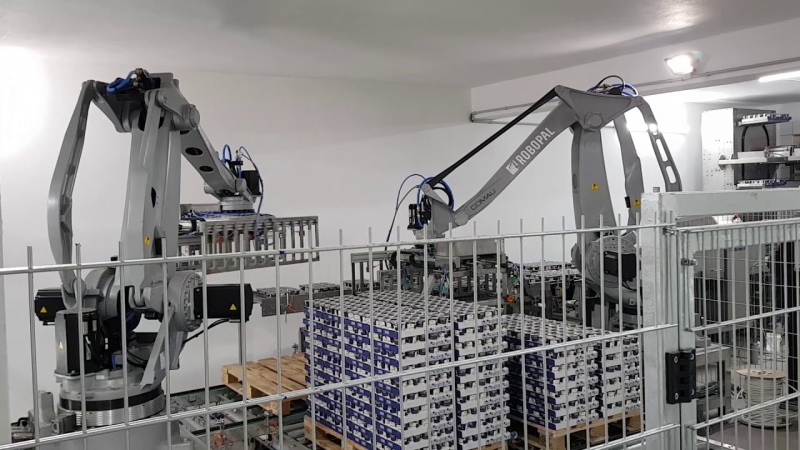 Nová robotická linka na Lipánky a tvarohy v Madetě v Jindřichově Hradci 
