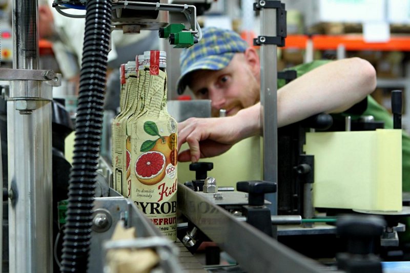 Výrobce sirupů Kitl obnovuje vrty Vratislavické kyselky, chce ji vrátit na trh