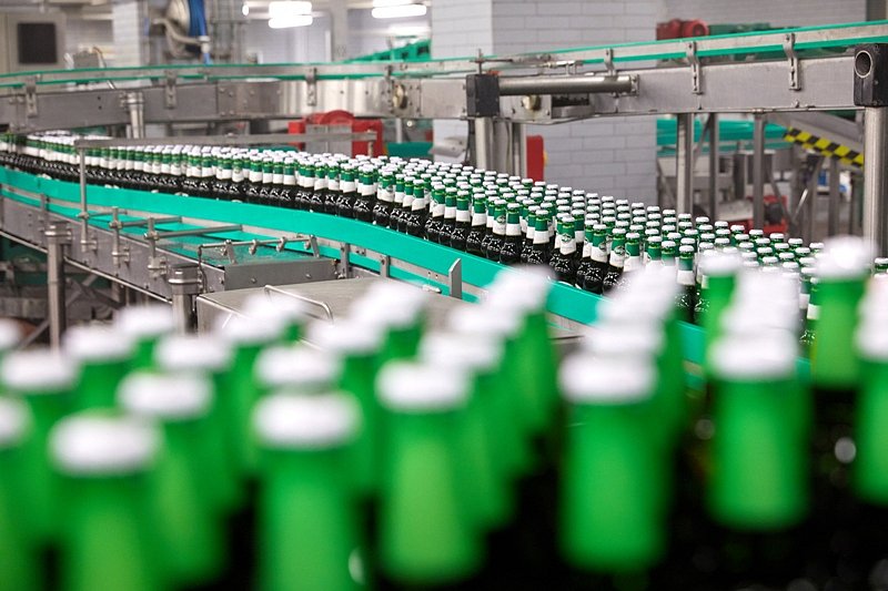 Pivovar Heineken v pololetí zvýšil provozní zisk téměř o čtvrtinu