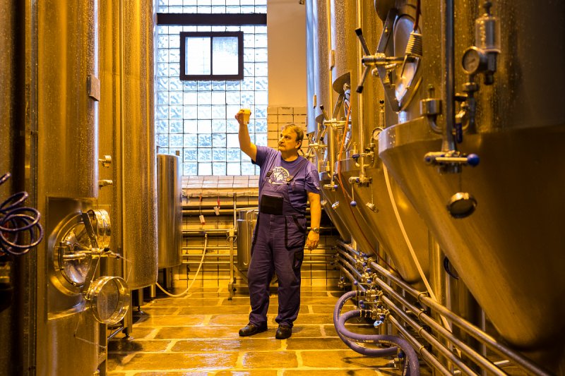 Pivovar Hauskrecht zachytává CO2 z výroby piva a znovu jej používá