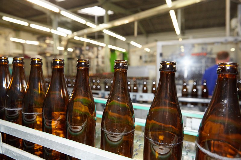 České pivovary uvádějí, že do Ruska nevyvážejí a že pivo tam končí přeprodejem