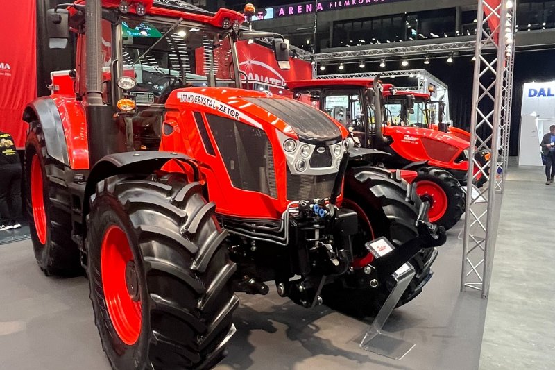 Zetor Tractors loni vykázal ztrátu ve výši stamilionů, skončilo 200 zaměstnanců