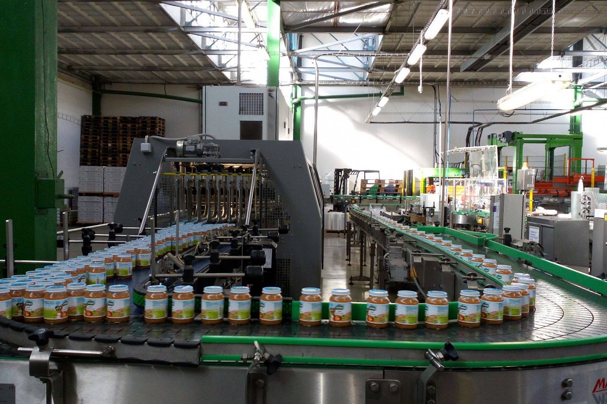 Slovenský úřad dal české firmě Kaumy Group souhlas k ovládnutí konzerváren