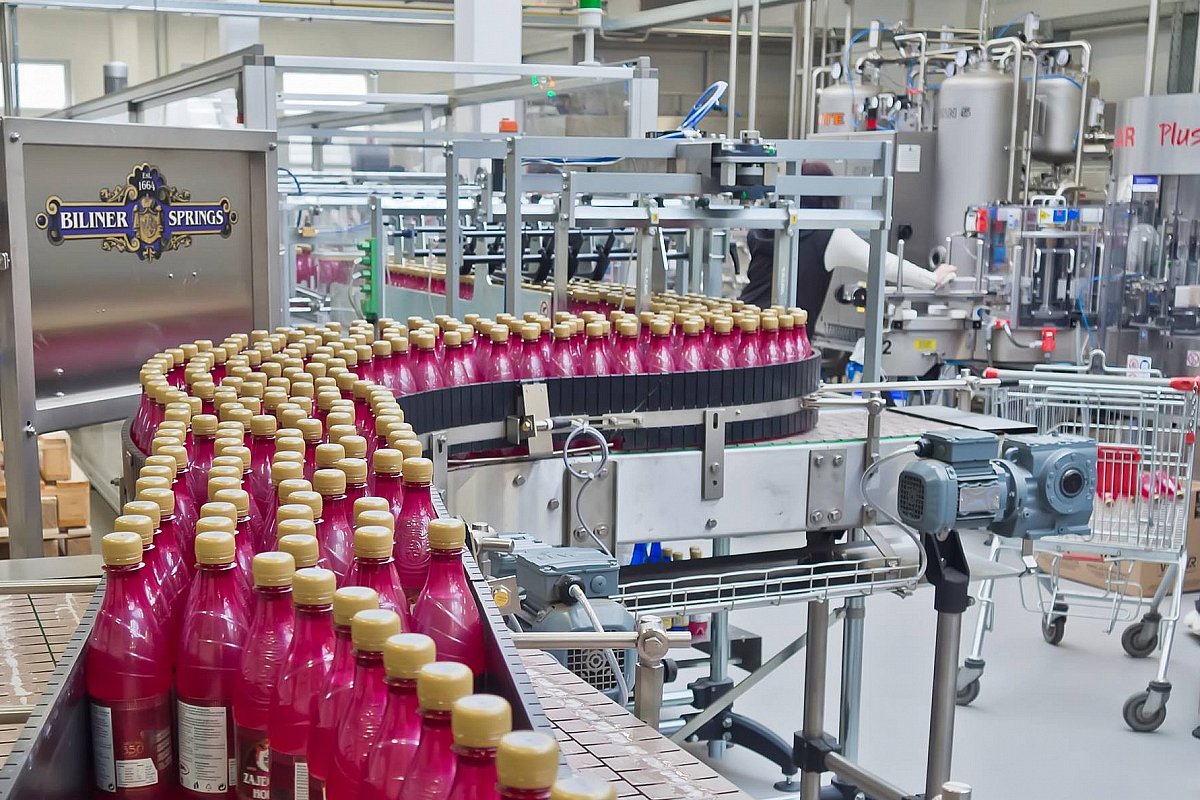 Soud povolil prodej BHMW za 440,5 milionů korun Kofole