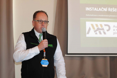 Vladimír Schnurpfeil, ředitel společnosti Murrelektronik, hovořil na téma instalační řešení pro pivo