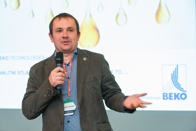 Stanislav Bernard Beko Technologies hovořil o kvalitním stlačeném vzduchu bez oleje.